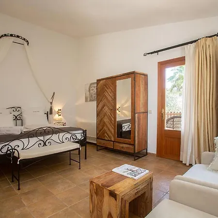 Ses Rotes Velles - Petit Hotel