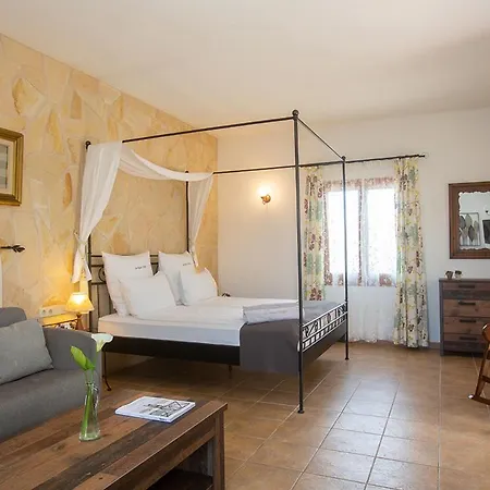 Ses Rotes Velles - Petit Hotel 4*