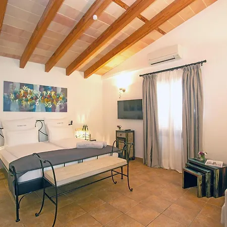 Hotel Ses Rotes Velles - Petit 4*